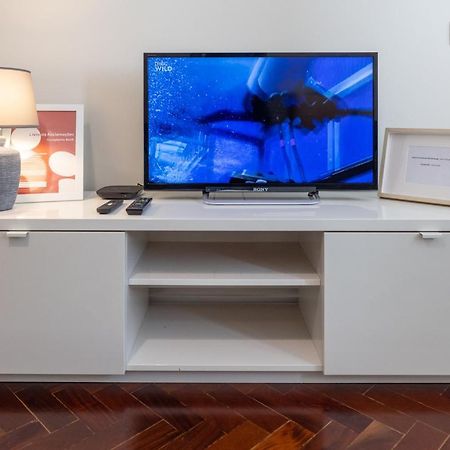 Casa Do Largo - Cozy Apartment In The City Center & With Ac ลิสบอน ภายนอก รูปภาพ