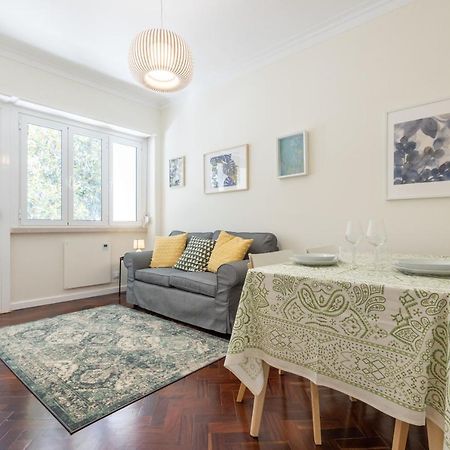 Casa Do Largo - Cozy Apartment In The City Center & With Ac ลิสบอน ภายนอก รูปภาพ