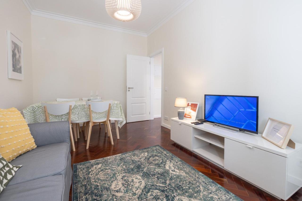 Casa Do Largo - Cozy Apartment In The City Center & With Ac ลิสบอน ภายนอก รูปภาพ